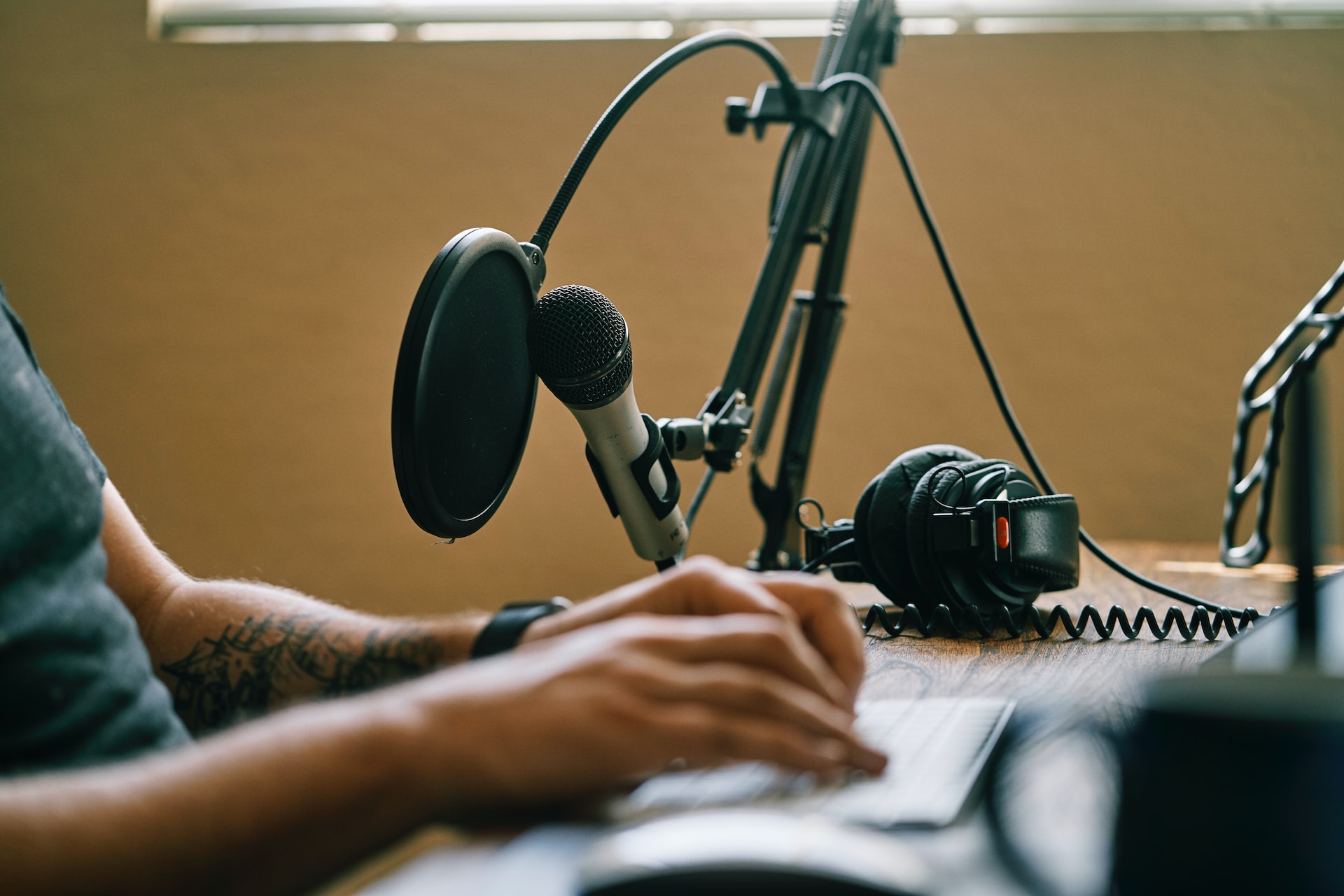 O que você precisa saber antes de gravar um podcast